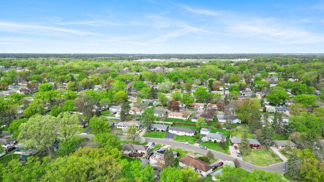 5918 Admiral Lane N, Brooklyn Center, MN 55429