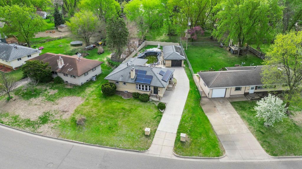 5918 Admiral Lane N, Brooklyn Center, MN 55429 — photo 2