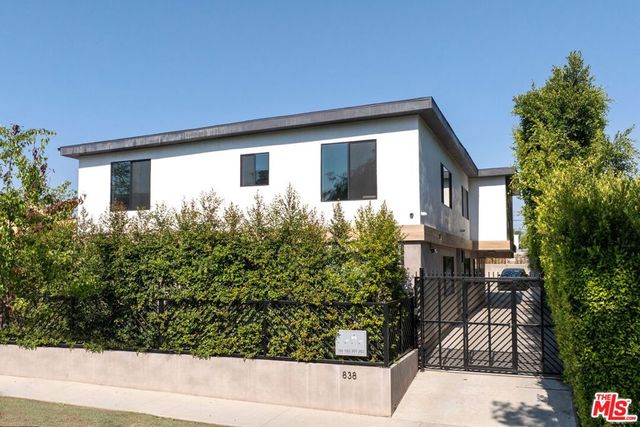 838 N Mansfield Avenue 201, Los Angeles, CA 90038