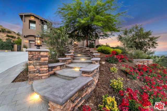 28236 Forge Court, Valencia, CA 91354