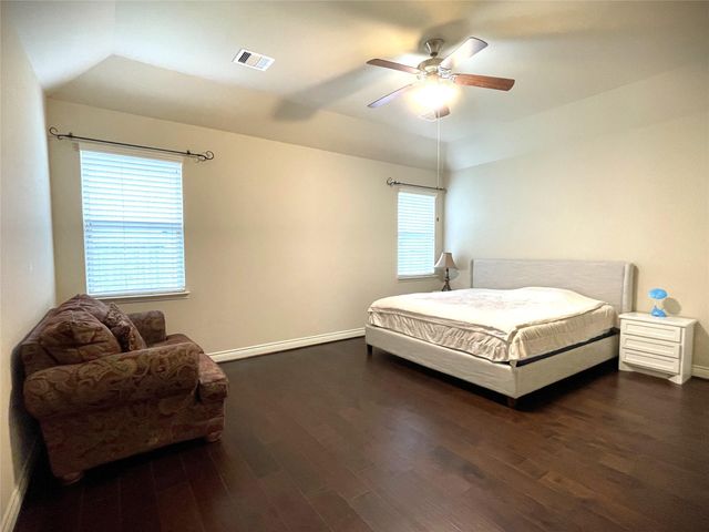 738 Somerset Landing Lane, League City, TX 77573