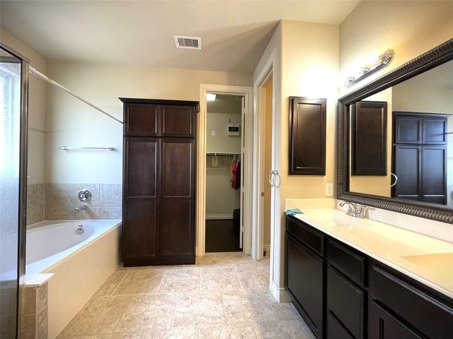 738 Somerset Landing Lane, League City, TX 77573