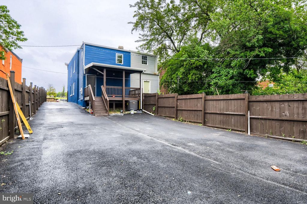 Image 23 of property listing at 2911 FREDERICK AVE, Baltimore, MD 21223