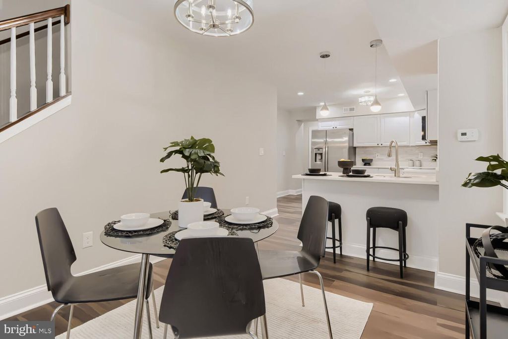 Image 4 of property listing at 2911 FREDERICK AVE, Baltimore, MD 21223