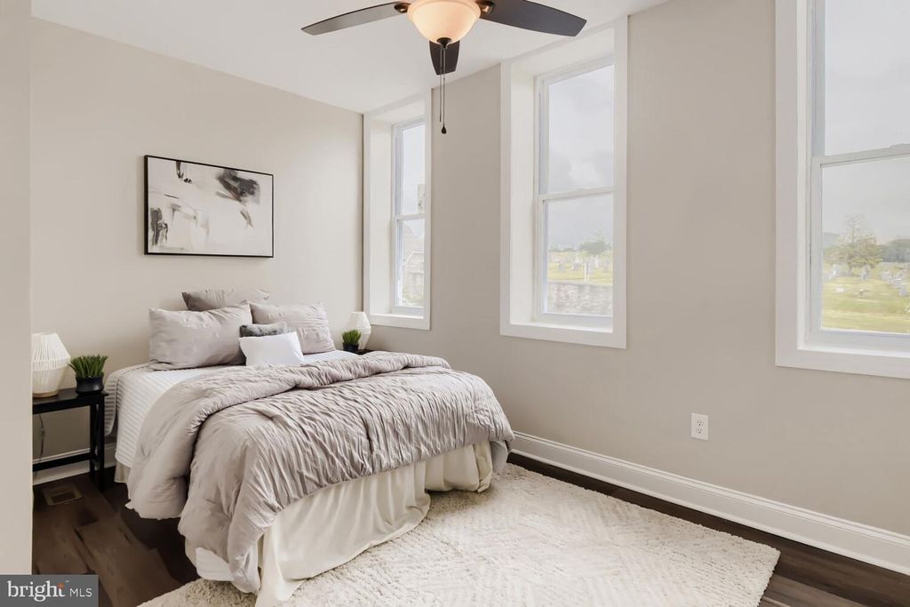 Image 10 of property listing at 2911 FREDERICK AVE, Baltimore, MD 21223