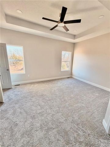 323 NE 51 Road, Warrensburg, MO 64093