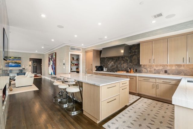 401 Beacon Street PH, Boston, MA 02115