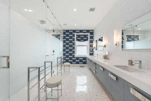 401 Beacon Street PH, Boston, MA 02115