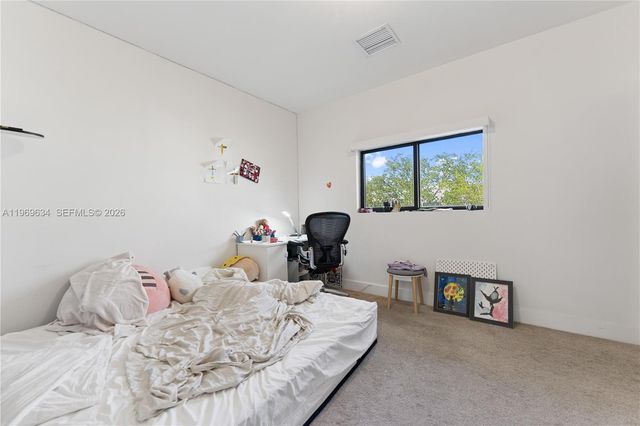 4440 NW 8th Court, Plantation, FL 33317