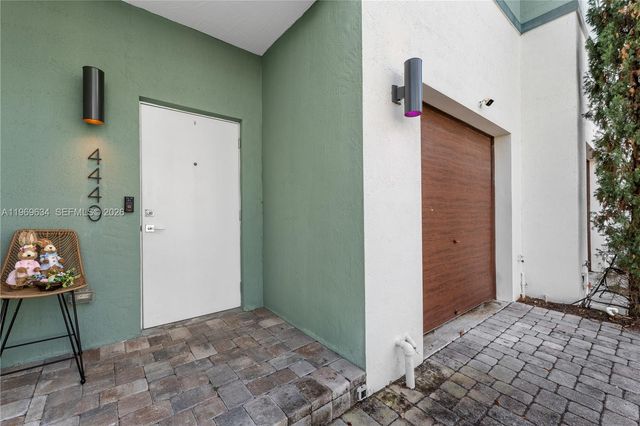 4440 NW 8th Court, Plantation, FL 33317