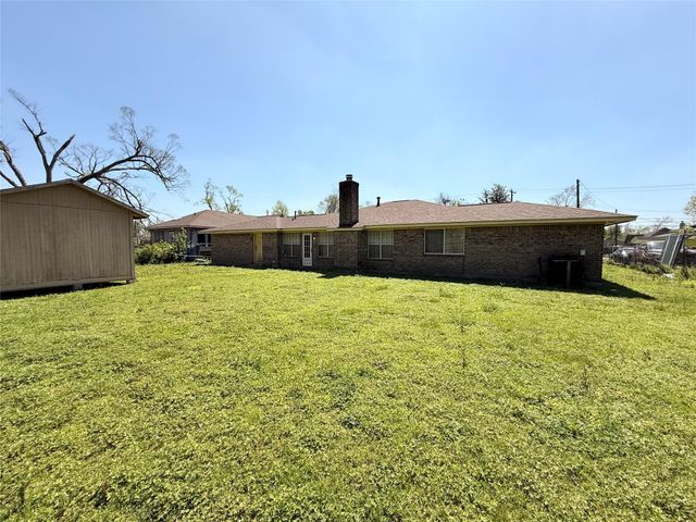 872 Granville Drive, Houston, TX 77091