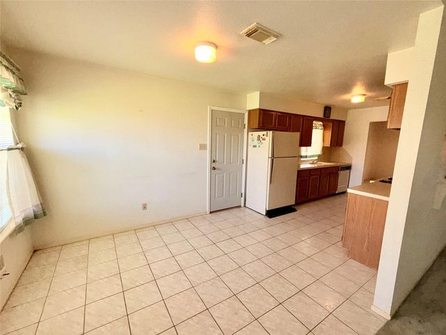 872 Granville Drive, Houston, TX 77091