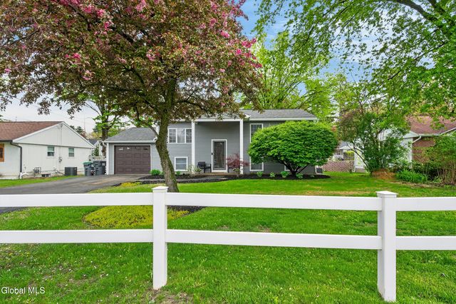 190 Ballston Avenue, Saratoga Springs, Inside, NY 12866