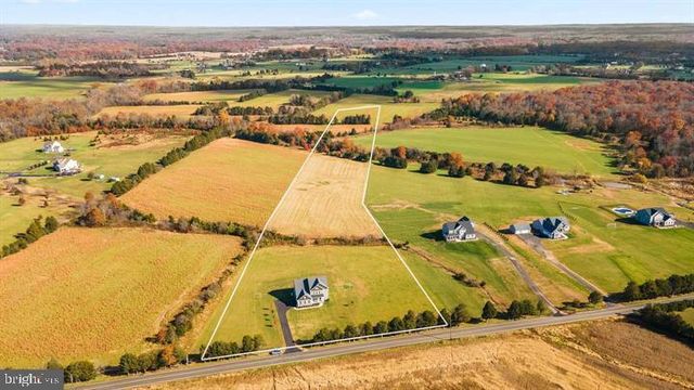 13419 FLEETWOOD DR, Nokesville, VA 20181