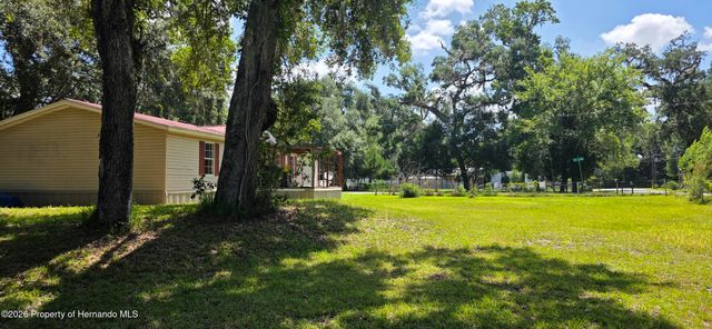 11736 County Road 675, Webster, FL 33597