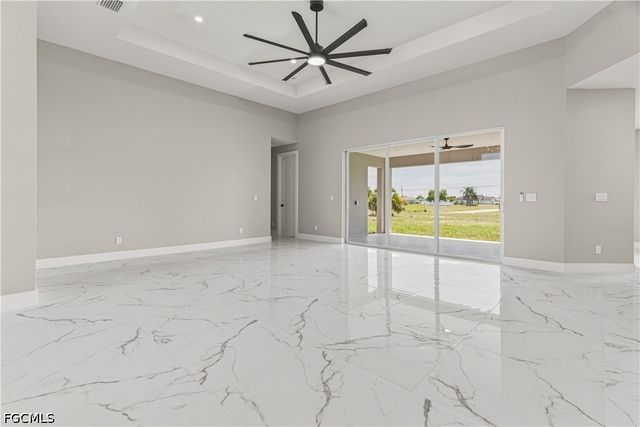 2108 NE 15th TER, Cape Coral, FL 33909