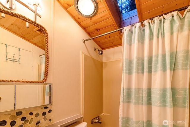 160 3 Big River Boulevard E, Deming, WA 98244