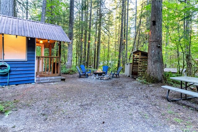 160 3 Big River Boulevard E, Deming, WA 98244