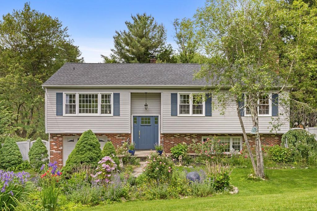 4 Armstrong Street, Cortlandt Manor, NY 10567