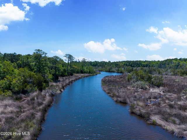 232 Kings Creek Crossing, Holly Ridge, NC 28445