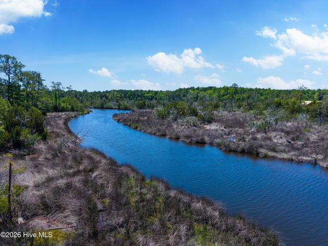 232 Kings Creek Crossing, Holly Ridge, NC 28445