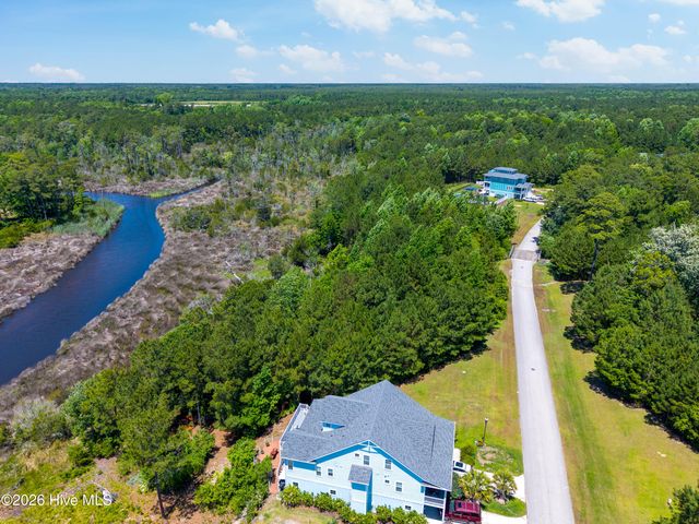 232 Kings Creek Crossing, Holly Ridge, NC 28445