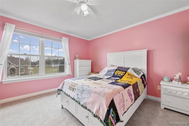 801 Watersmeet Drive, Oxford, MI 48371