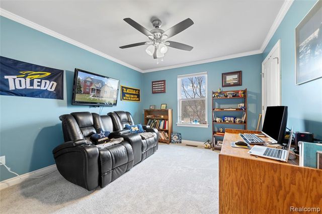 801 Watersmeet Drive, Oxford, MI 48371