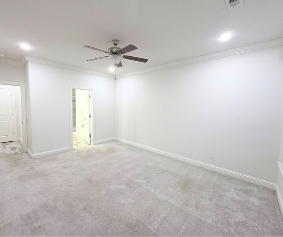 1001 Ashmore Landing Loop, Centerton, AR 72719