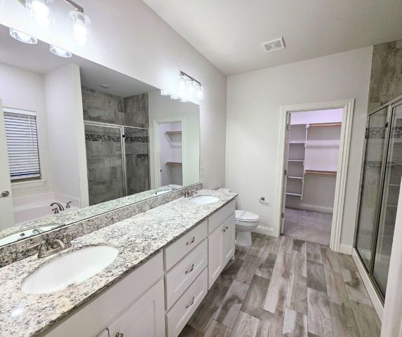 1001 Ashmore Landing Loop, Centerton, AR 72719