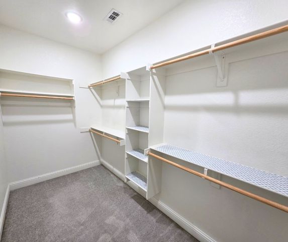 1001 Ashmore Landing Loop, Centerton, AR 72719