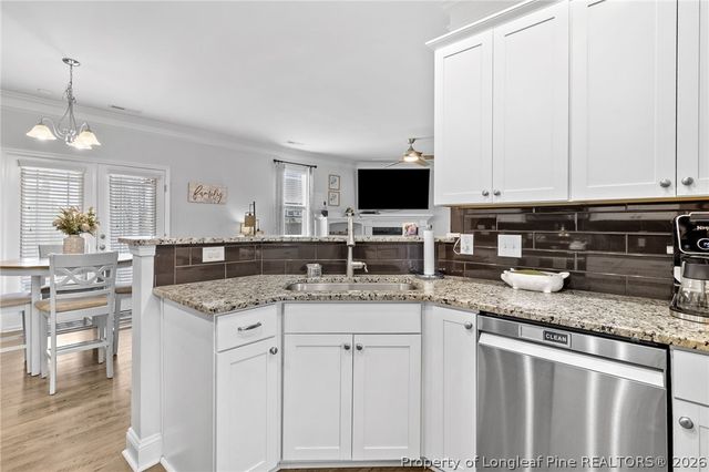 1676 Man O War Drive, Hope Mills, NC 28348