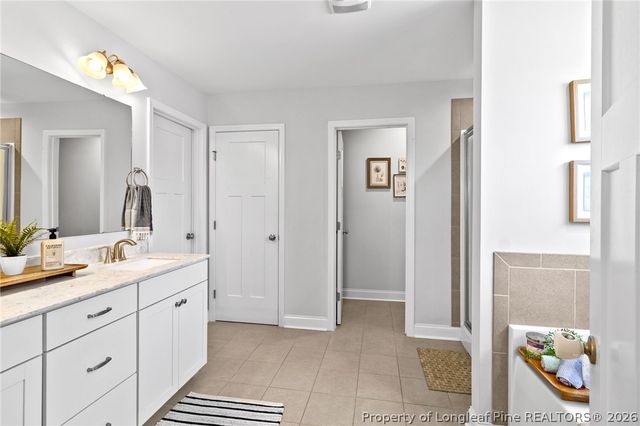 1676 Man O War Drive, Hope Mills, NC 28348