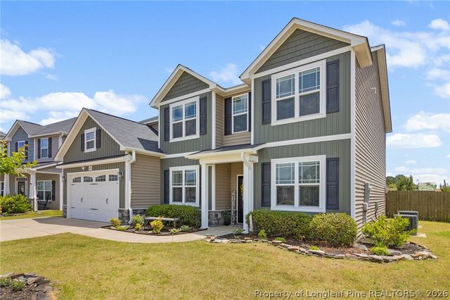 1676 Man O War Drive, Hope Mills, NC 28348