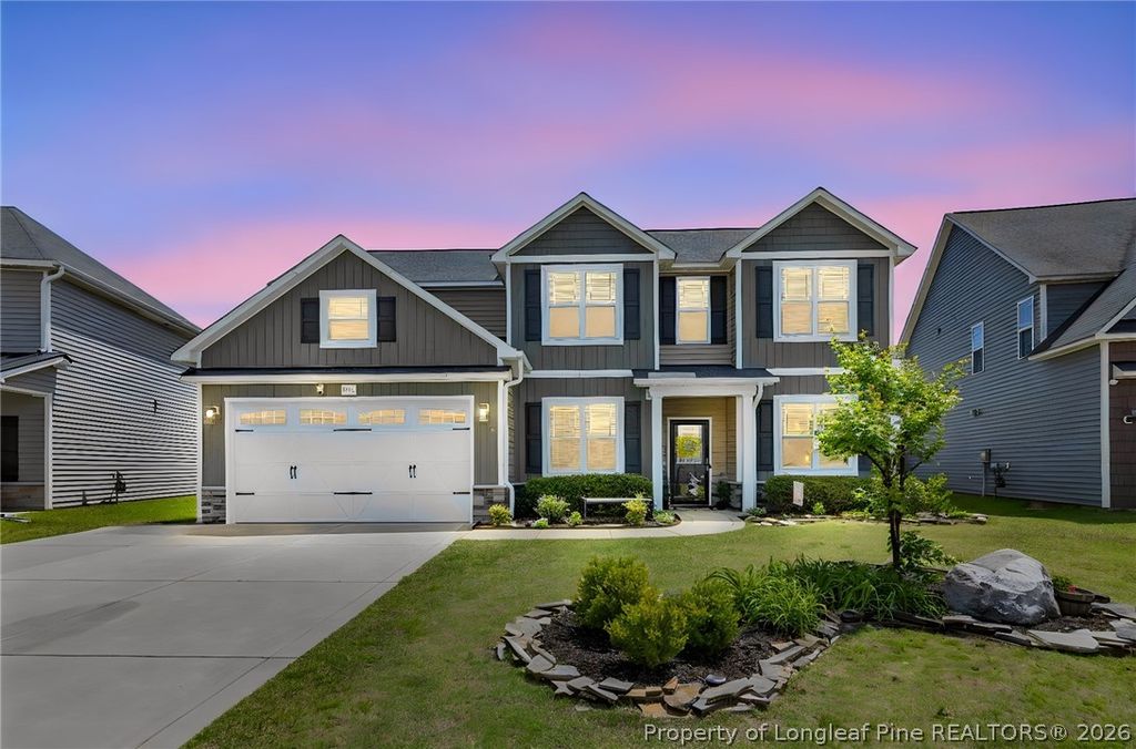 1676 Man O War Drive, Hope Mills, NC 28348