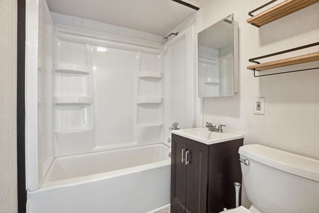 11131 Fathke Road, Crown Point, IN 46307