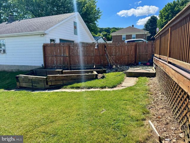 3225 CAPE HORN RD, Red Lion, PA 17356