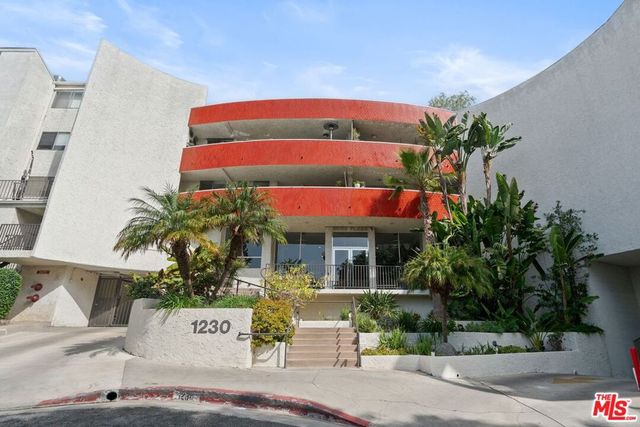 1230 Horn Avenue 305, West Hollywood, CA 90069