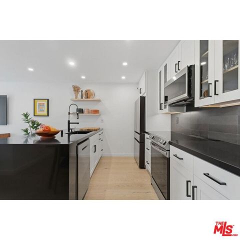 1230 Horn Avenue 305, West Hollywood, CA 90069