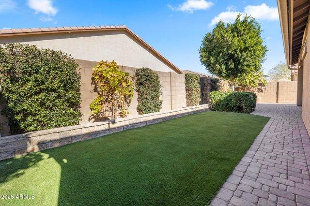 18228 W TINA Lane, Surprise, AZ 85387