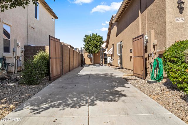 18228 W TINA Lane, Surprise, AZ 85387