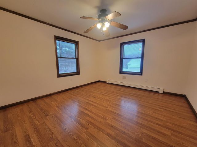 12 Chestnut Circle, Loudon, NH 03307