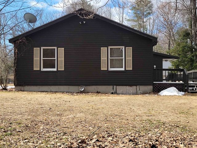 12 Chestnut Circle, Loudon, NH 03307