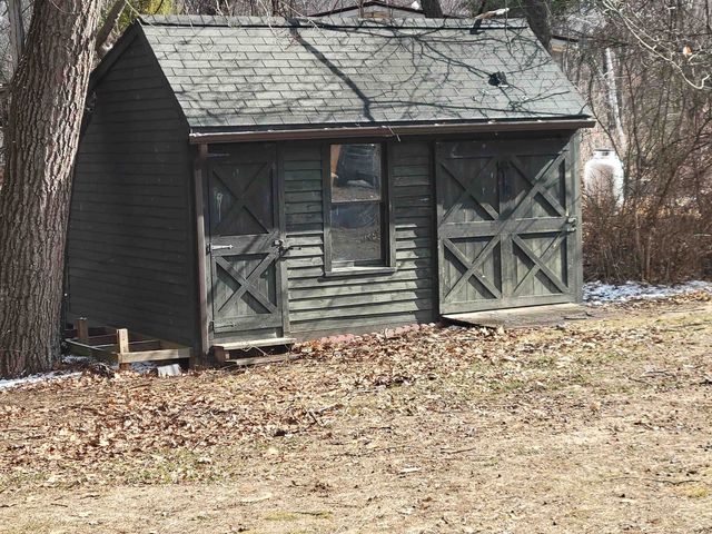 12 Chestnut Circle, Loudon, NH 03307