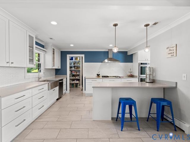 9315 Skyview Dr, Henrico, VA 23229