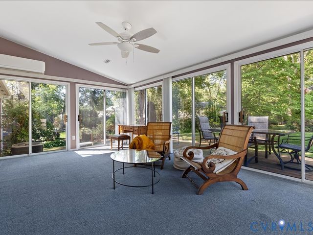 9315 Skyview Dr, Henrico, VA 23229