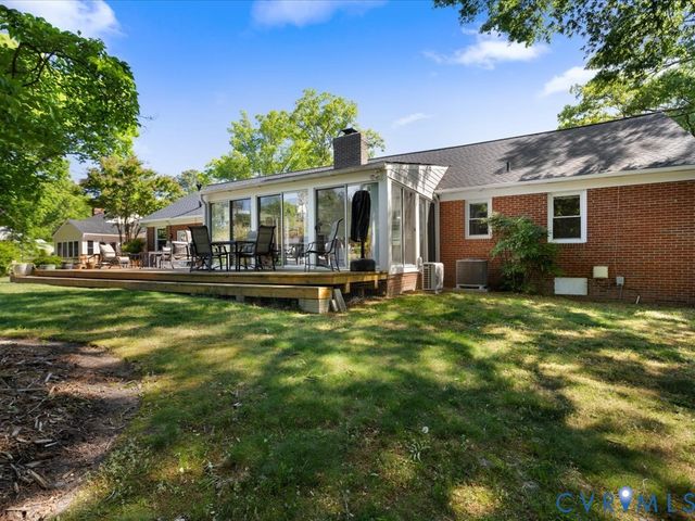 9315 Skyview Dr, Henrico, VA 23229