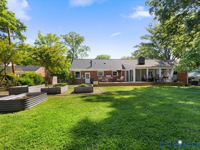 9315 Skyview Dr, Henrico, VA 23229