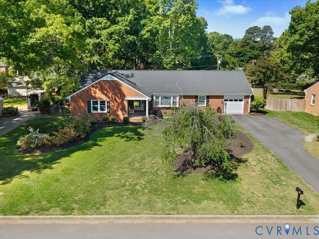 9315 Skyview Dr, Henrico, VA 23229