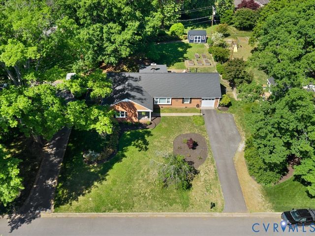 9315 Skyview Dr, Henrico, VA 23229